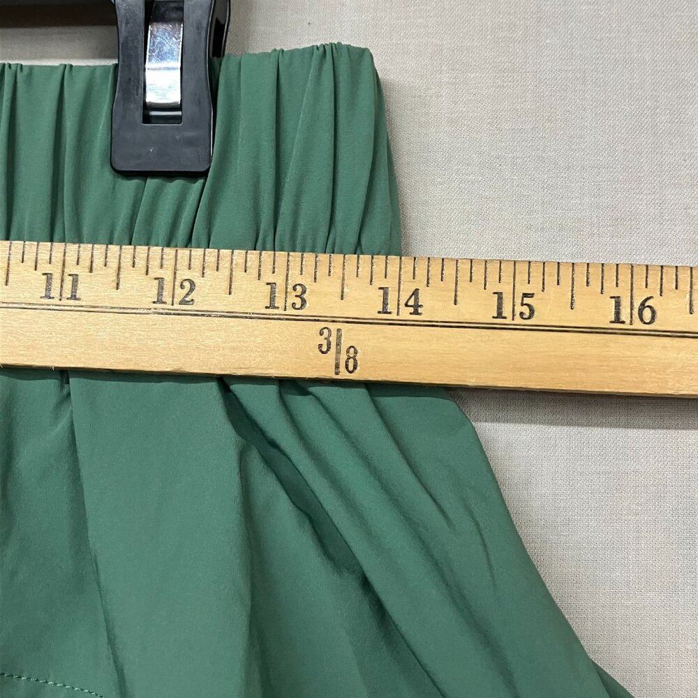 Blogilates Green Athletic Ruffle Shorts - Picture 11 of 13